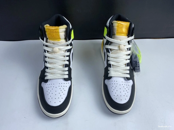 One Kick 555088-118 HIGH AIR OG GOLD' JORDAN RETRO 'VOLT 1 0716